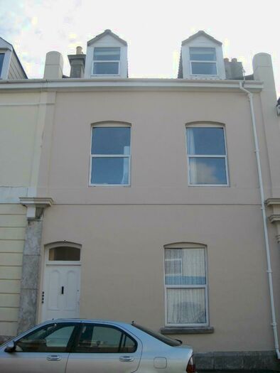 1 Bedroom Flat To Rent In Benbow Street, Plymouth, PL2