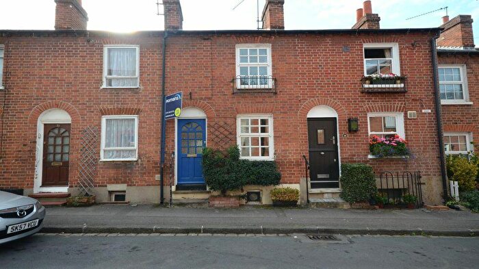 2 Bedroom Terraced House To Rent In St. Johns Hill, Reading, RG1