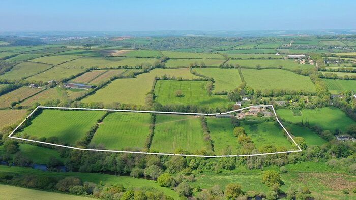 Detached House For Sale In Nanstallon, Bodmin, PL30