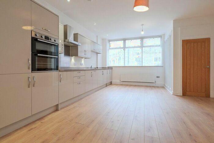 2 Bedroom Apartment To Rent In Bank Buildings, Barnoldswick, Lancashire, BB18