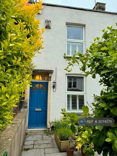 2 Bedroom Terraced House To Rent In Victoria Place, Bristol, BS3