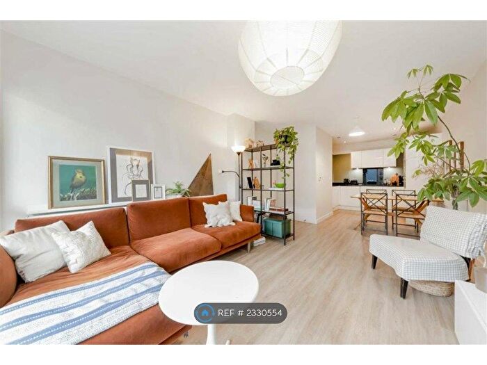 2 Bedroom Flat To Rent In Coleby House, Cricklewood, NW2