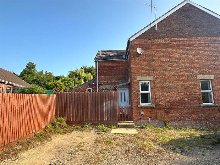 1 Bedroom Flat For Sale In Providence Terrace, Chippenham, SN15