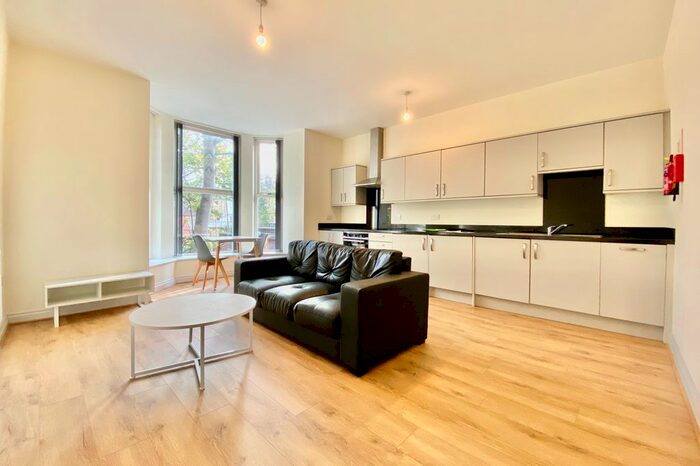 2 Bedroom Flat To Rent In Sugar Well Court, Meanwood Road, Leeds, LS7