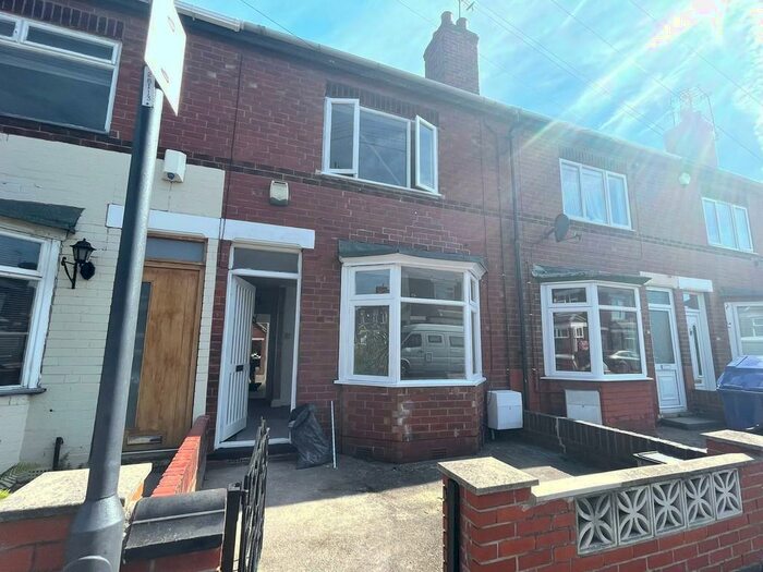 2 Bedroom Terraced House To Rent In Burton Avenue, Doncaster, DN4