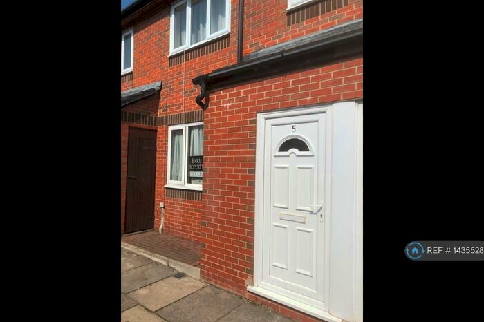 2 Bedroom Flat To Rent In Darlington, Darlngton, DL3