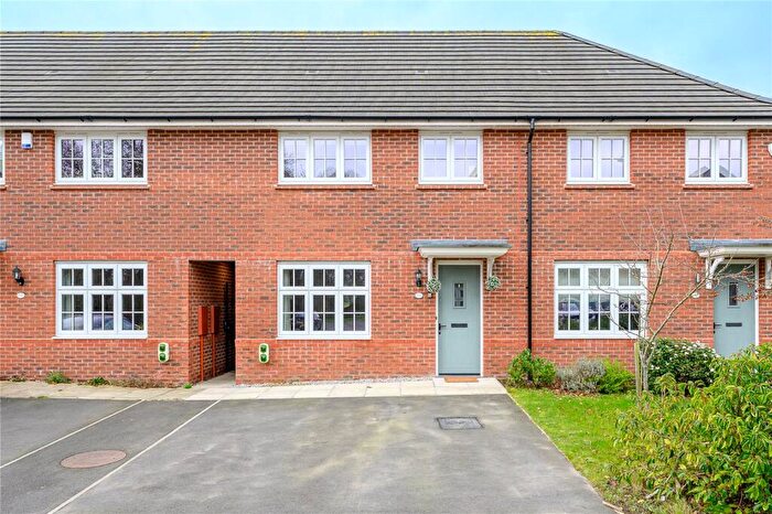3 Bedroom Terraced House For Sale In Honeysuckle Drive, Whinmoor, LS14