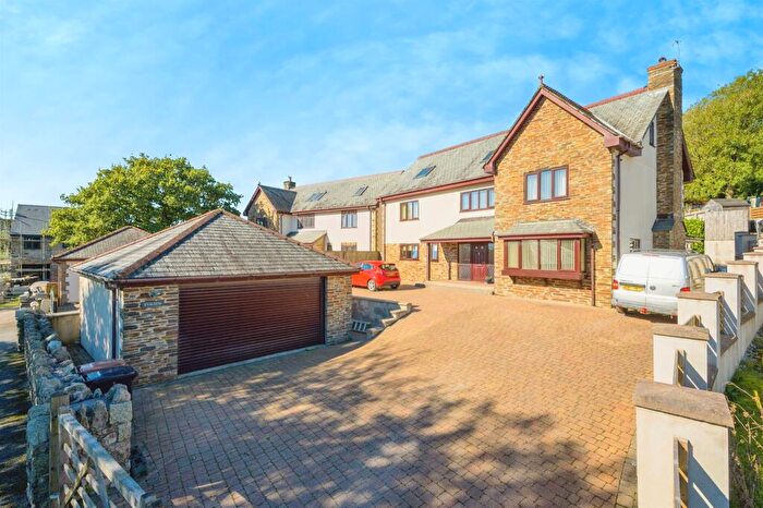 6 Bedroom Detached House For Sale In Montegue Terrace, Lee Moor, Plymouth, PL7