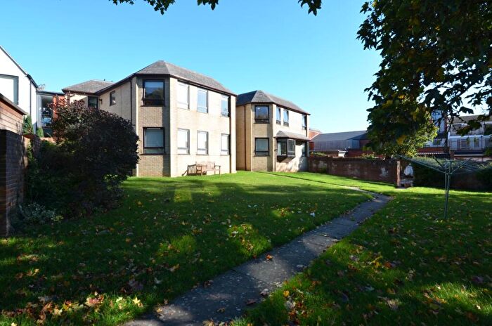 2 Bedroom Apartment To Rent In Stephen Court, Oxford, OX3