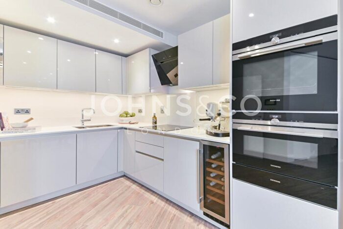3 Bedroom Flat To Rent In Wiverton Tower, New Drum Street, E1