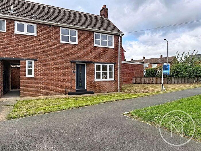 3 Bedroom End Terrace House For Sale In Finchale Avenue, Billingham, TS23