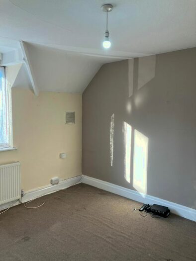 2 Bedroom Flat To Rent In Ridgacre Lane, Birmingham, B32
