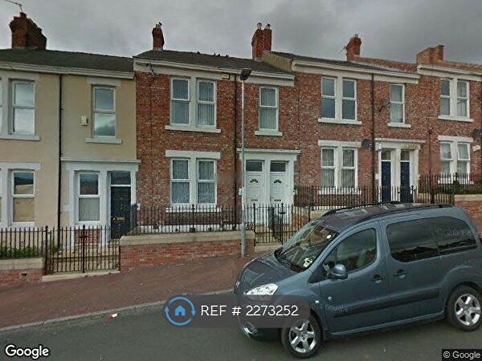 2 Bedroom Flat To Rent In Westminster Street, Gateshead, NE8