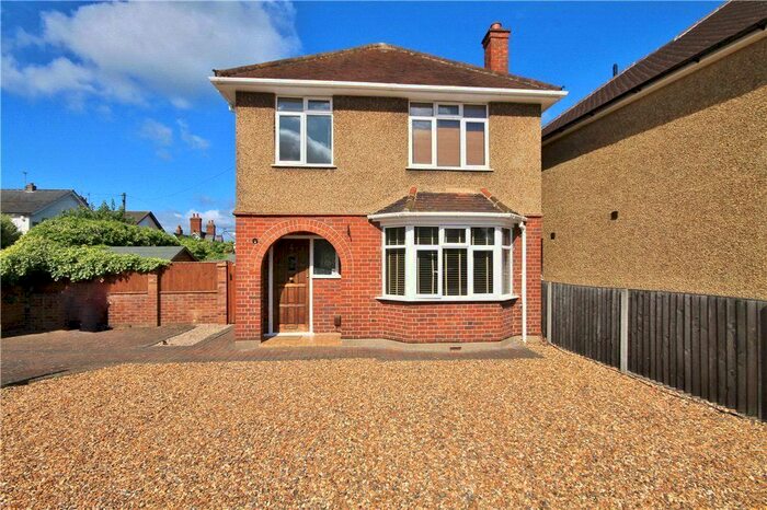 1 Bedroom Property To Rent In Marsh Lane, Addlestone, Surrey, KT15