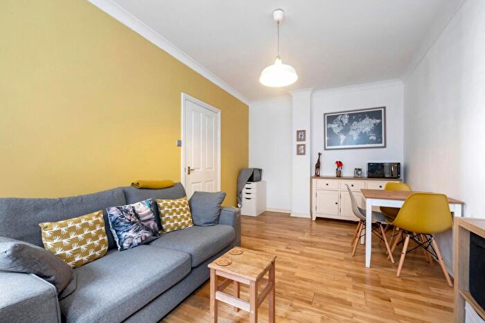 1 Bedroom Flat For Sale In Byron Street, Tennyson Court Byron Street, BN3