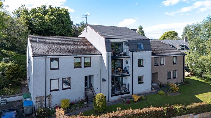 3 Bedroom Flat For Sale In Flat, Craigiebank House, Moredun Square, Perth, PH2