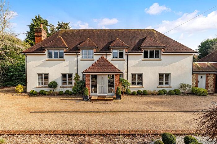 5 Bedroom Detached House To Rent In Woodhouse Lane, Holmbury St. Mary, RH5