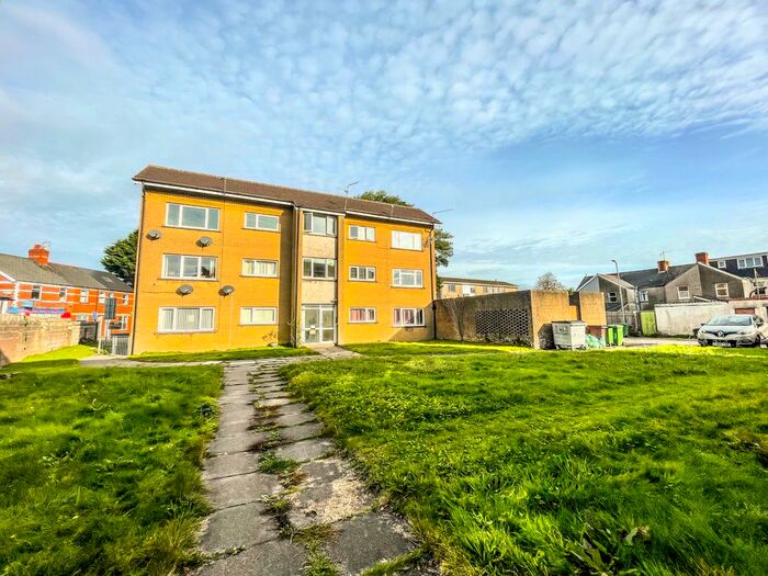 2 Bedroom Flat To Rent In Trewartha Court, Whitchurch, Cardiff, CF14