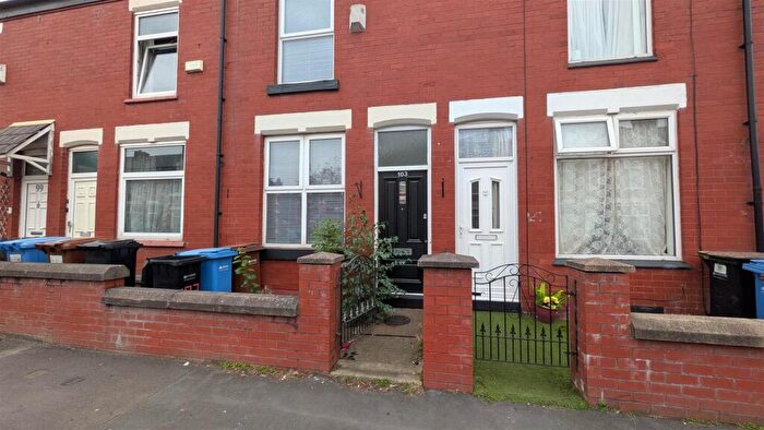 2 Bedroom Terraced House To Rent In Lowfield Road, Stockport, SK3