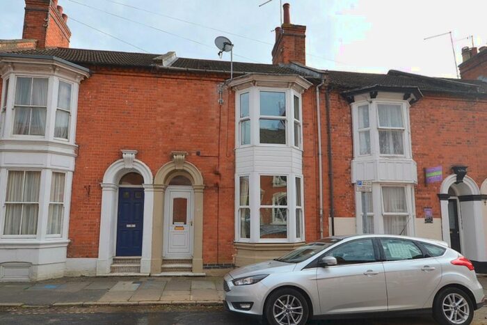 4 Bedroom House To Rent In Beaconsfield Terrace, The Mounts, Northampton, NN1