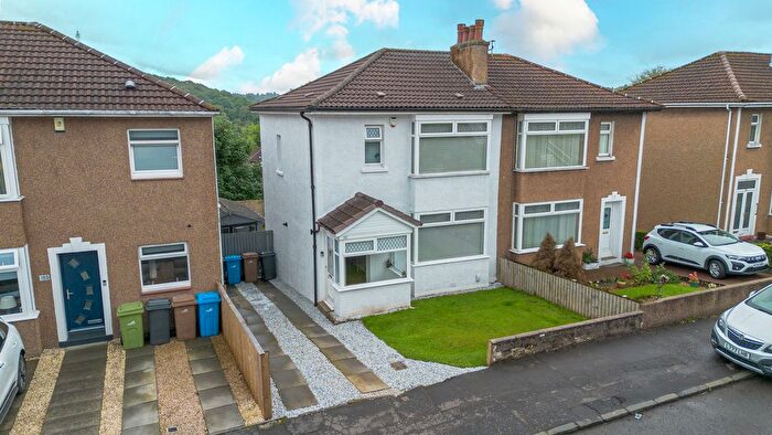 3 Bedroom Semi-Detached House For Sale In Randolph Drive, Stamperland, G76