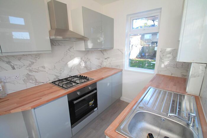 3 Bedroom House To Rent In Millfield Road, Luton, LU3