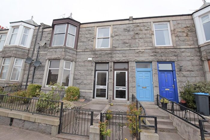 3 Bedroom Flat To Rent In Leslie Road, Old Aberdeen, Aberdeen, AB24