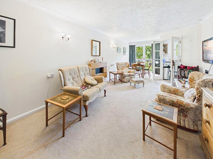 2 Bedroom Retirement Property For Sale In Bourne Court, Caterham Valley, CR3