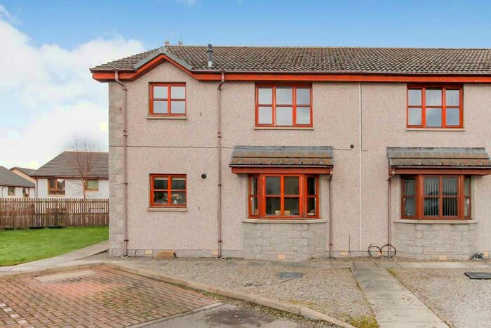 2 Bedroom Flat To Rent In Bain Road, Elgin, Morayshire, IV30