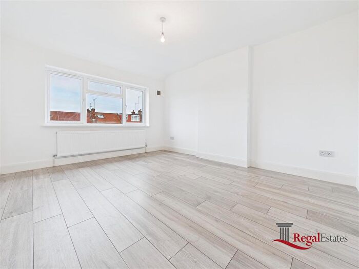 4 Bedroom Terraced House To Rent In Dawpool Road, London, NW2