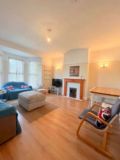 4 Bedroom Property To Rent In Alexandra Road, Mutley, Plymouth, PL4