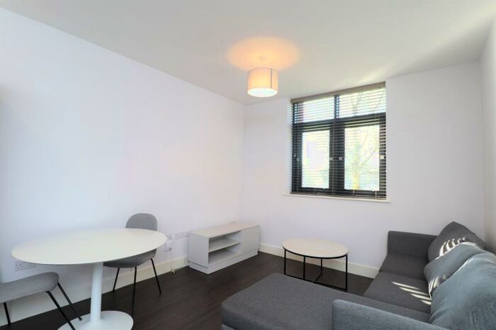 2 Bedroom Apartment To Rent In Park House, Dawsons Square, Pudsey, LS28