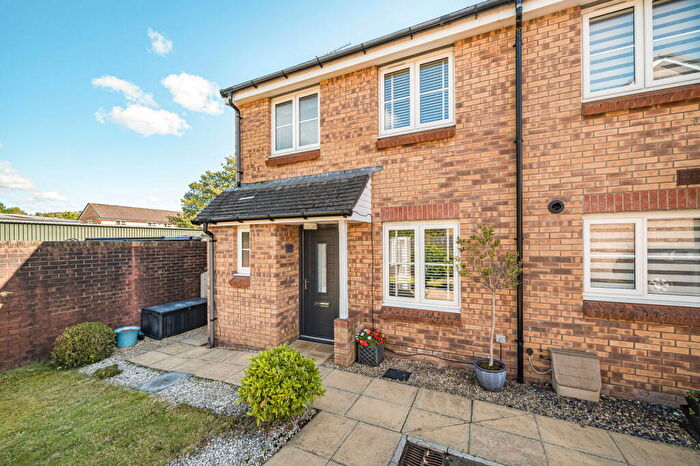 3 Bedroom End Of Terrace House For Sale In Waun Draw, Caerphilly, CF83