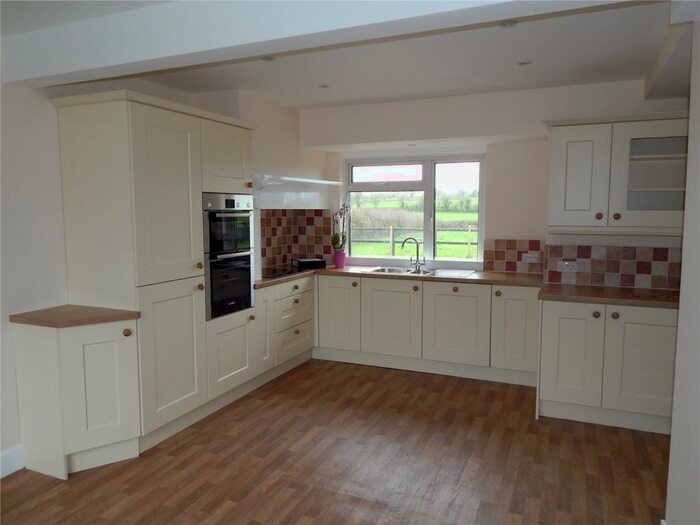 3 Bedroom Detached House To Rent In West Street, Templecombe, Somerset, BA8