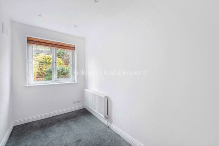 2 Bedroom Apartment To Rent In Wedderburn Road Hampstead, NW3