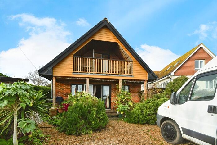 3 Bedroom Detached House For Sale In Northwood Avenue, Saltdean, Brighton, BN2