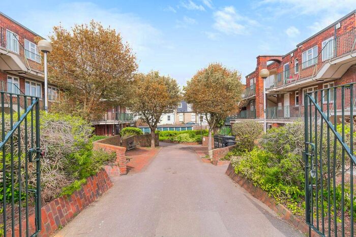 1 Bedroom Flat To Rent In Valette Court, Muswell Hill, London N10