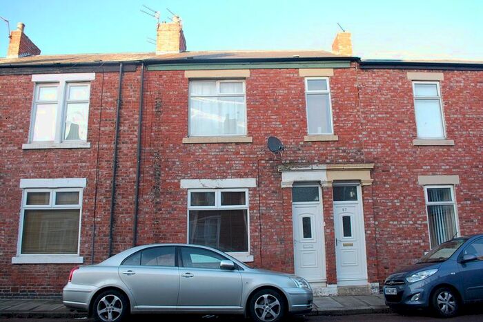 2 Bedroom Flat To Rent In Oxford Street, South Shields, NE33