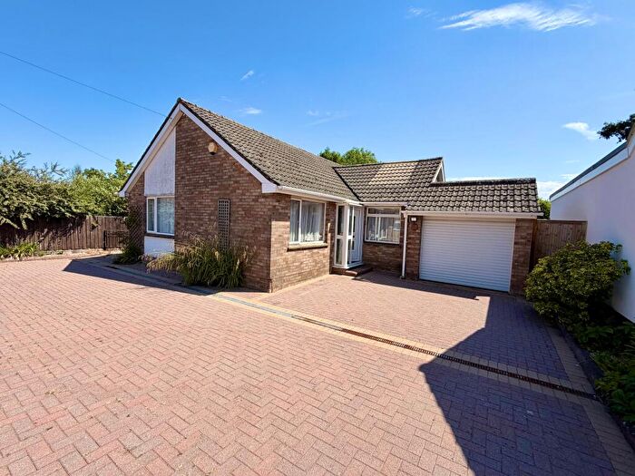 3 Bedroom Detached Bungalow For Sale In Callows Cross, Brinkworth, Wiltshire, SN15