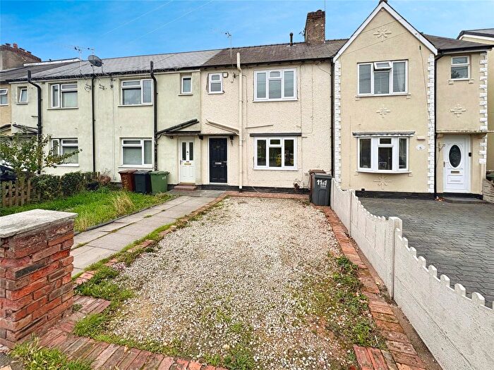 3 Bedroom Terraced House To Rent In Essington Road, Willenhall, West Midlands, WV12