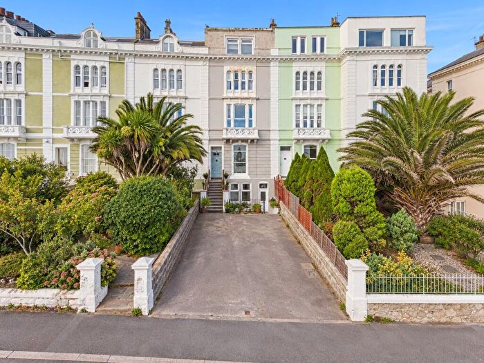 2 Bedroom Flat For Sale In Manilla Crescent, Weston-Super-Mare, BS23