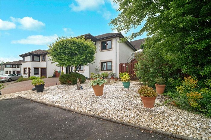 4 Bedroom Detached House For Sale In Bowfield Way, Howwood, PA9