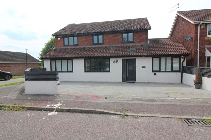 5 Bedroom Detached House To Rent In Bradvue Crescent, Bradville, Milton Keynes, MK13