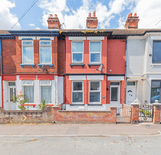 3 Bedroom Terraced House For Sale In Lichfield Road, Southtown, NR31