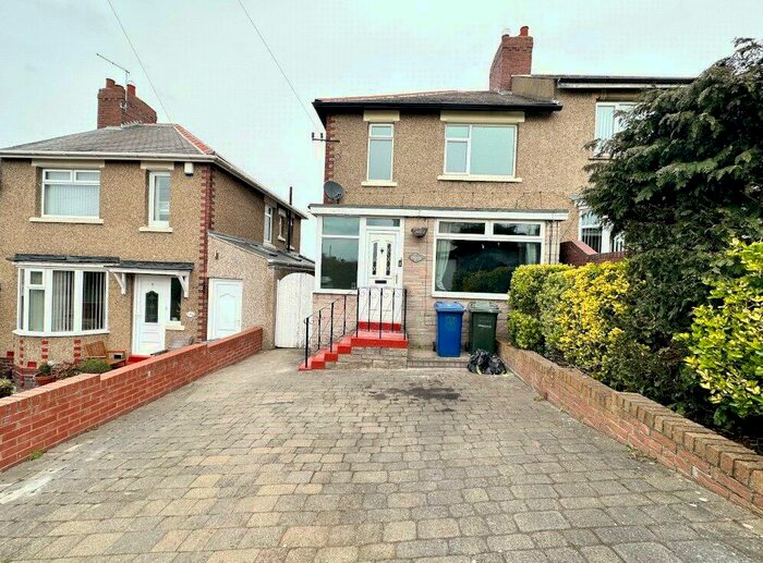 4 Bedroom Semi-Detached House To Rent In Embassy Gardens, Denton Burn, Newcastle Upon Tyne, NE15