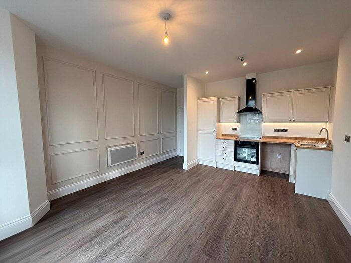 1 Bedroom Flat To Rent In College Road, Liverpool, L23
