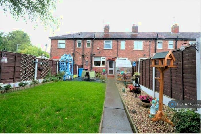 3 Bedroom Terraced House To Rent In Bradburn Street, Eccles, Manchester, M30