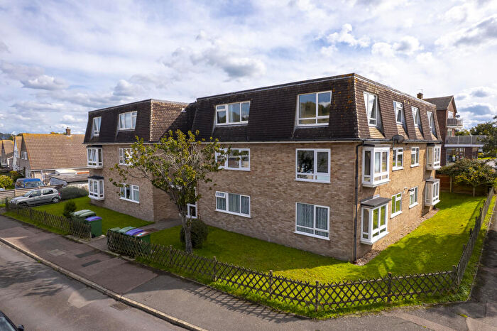 2 Bedroom Flat For Sale In Lukin House, Hythe, CT21