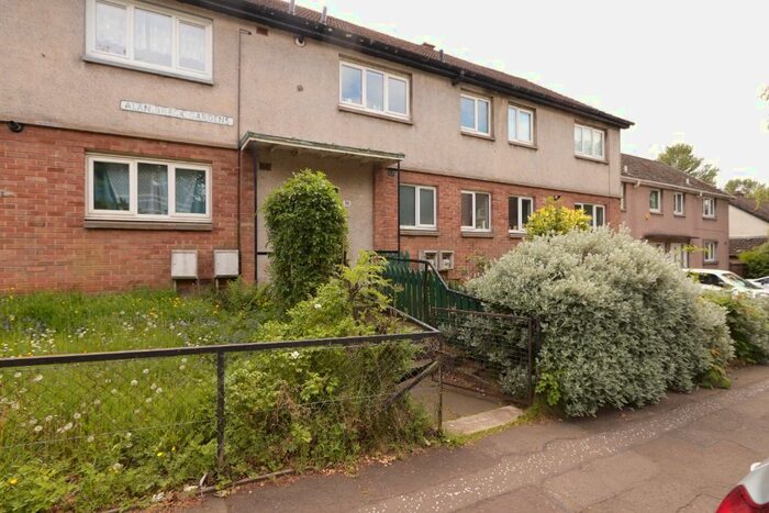 3 Bedroom Flat To Rent In Alan Breck Gardens, Corstorphine, Edinburgh, EH4