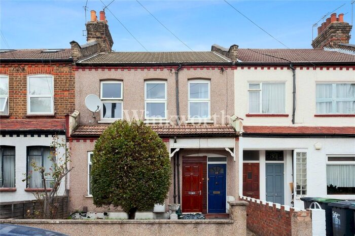 2 Bedroom Flat To Rent In Granville Road, London, N22